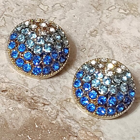 Blue ombre rhinestone earrings, vintage clip ons signed marked Pat2733491 - Picture 2 of 3